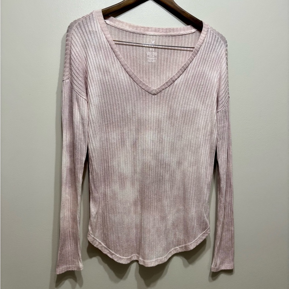 ✨$8 CLEAR-OUT✨ American Eagle Soft & Sexy Ribbed Long Sleeve V Neck Shirt Pink